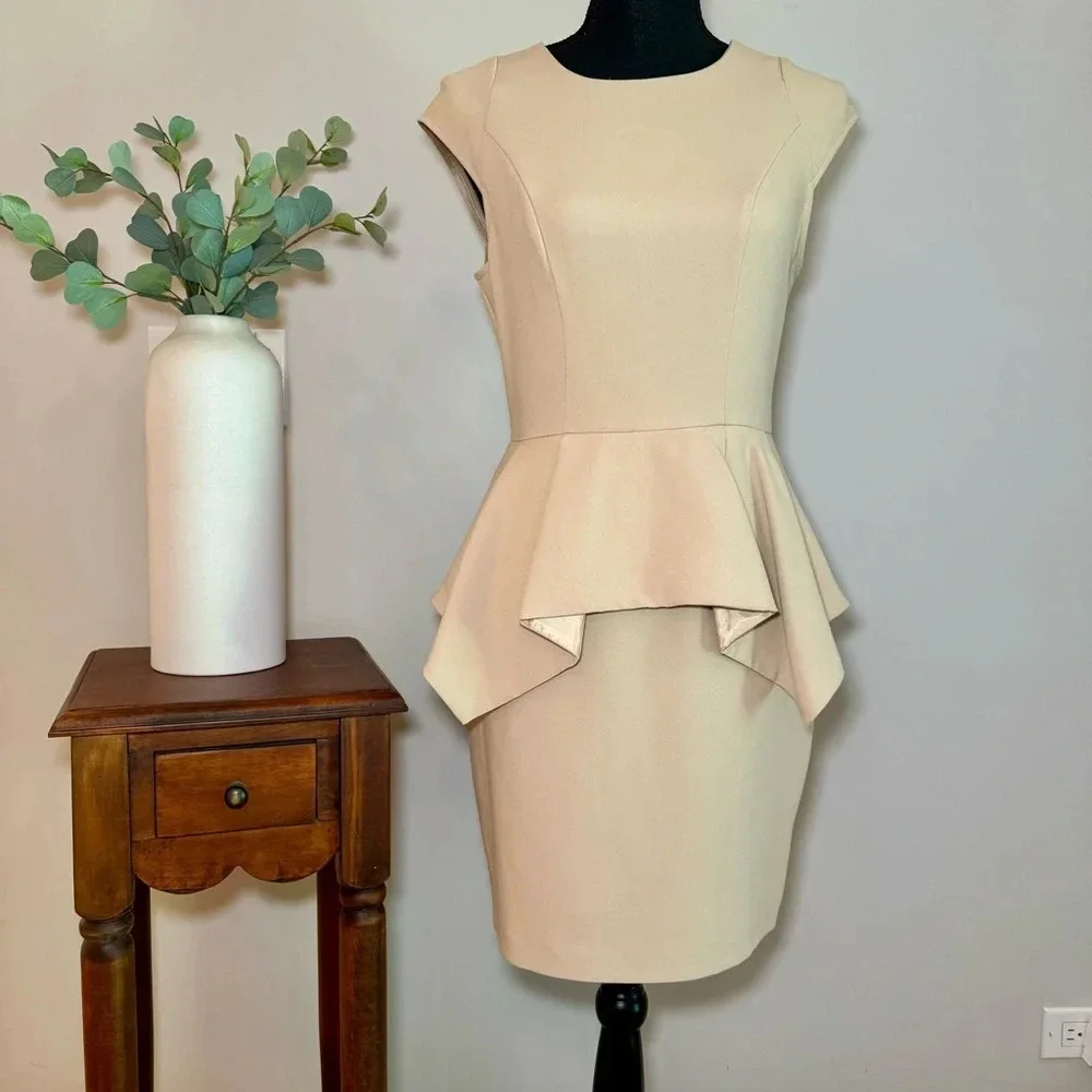 TopShop origami peplum dress size 6 cap sleeve perfect for capsule‎ wardrobe